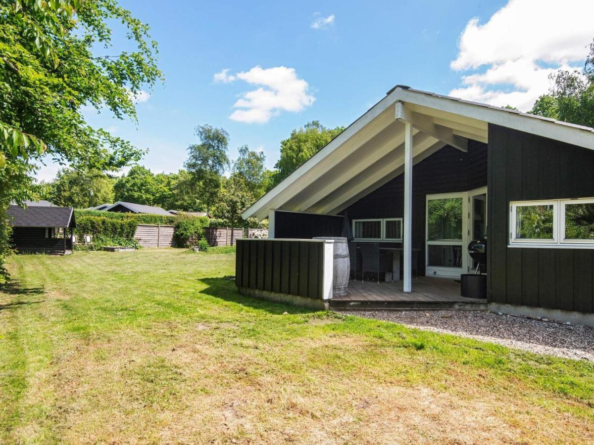 5 Person Holiday Home In B Rkop Egeskov  Esterno foto